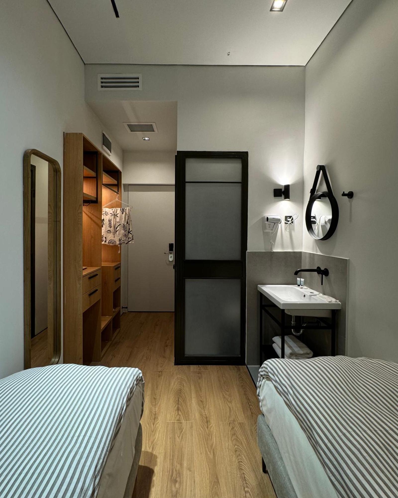 Mosh Mosh Boutique Hotel Almaty Luaran gambar